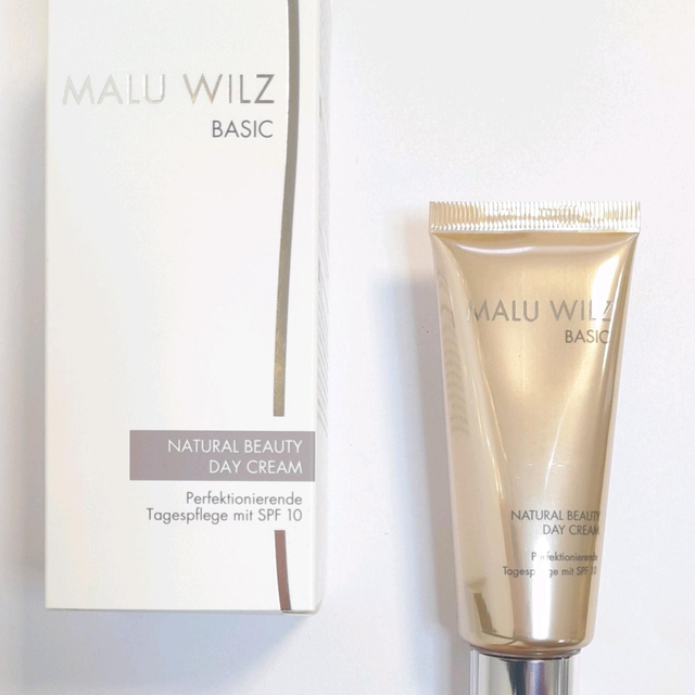 Natural Beauty Day Cream SPF10