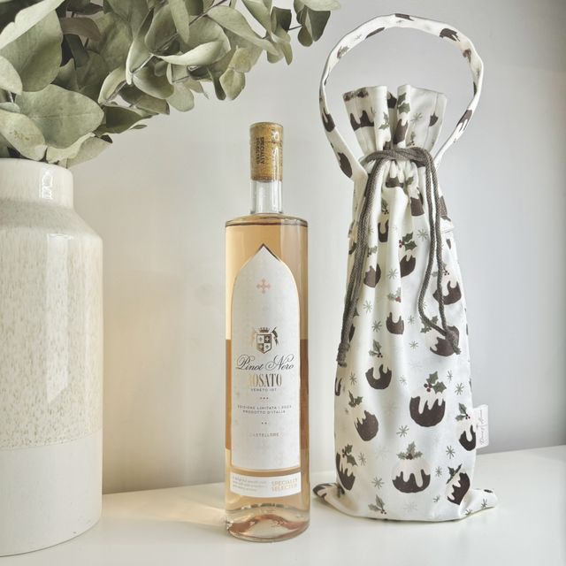 Christmas Puddings Reusable Bottle Bags 