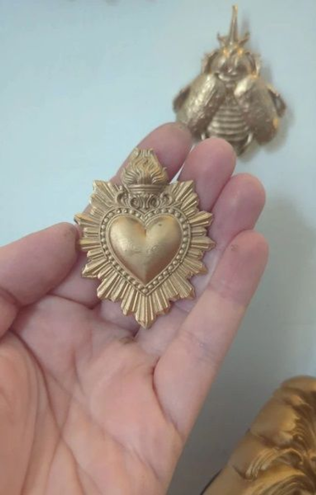 Mini cœur ex-voto doré