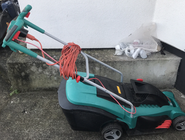 Sold - Bosch Lawnmower - M33