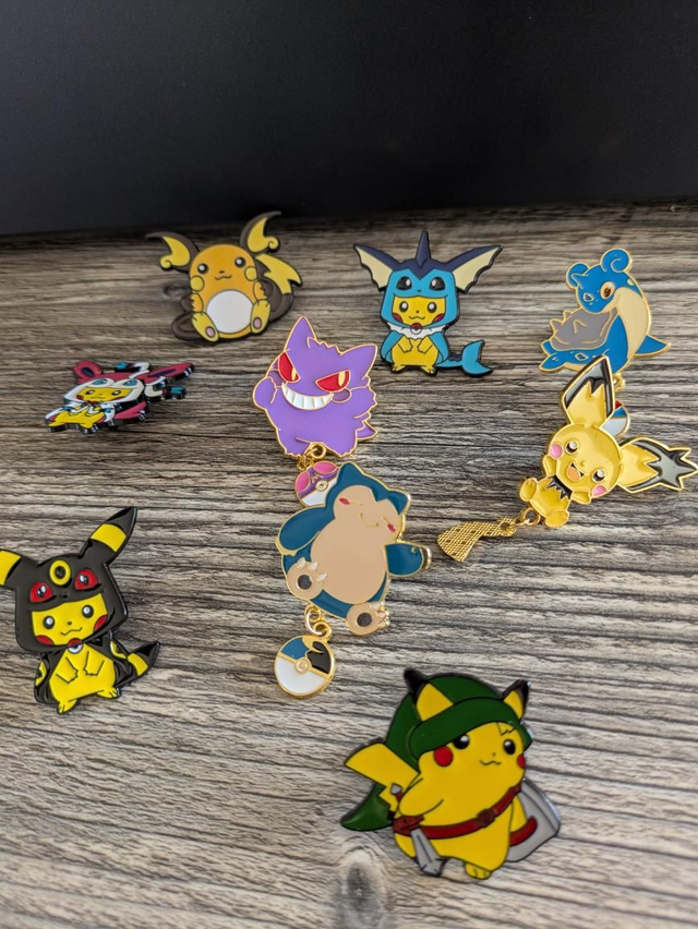 Pin's Pokémons Grand Modèle