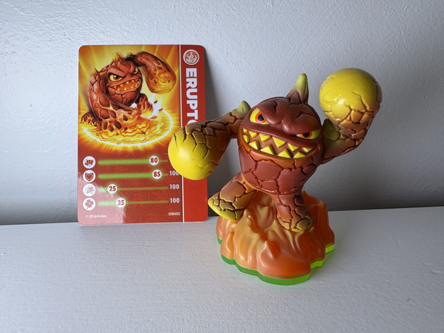 Eruptor - Fire - Skylanders - Spyro's Adventure