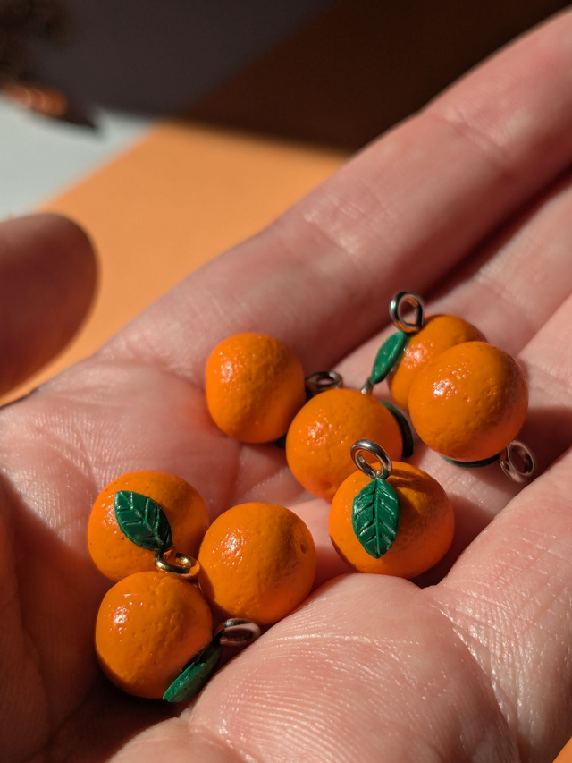 Charm orange