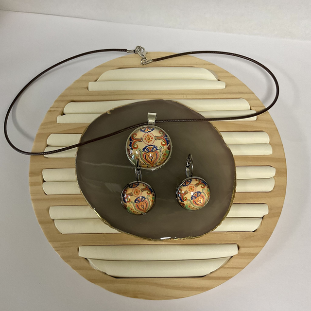 Handmade necklace and earrings set. Beautiful coordinated jewellery gift.