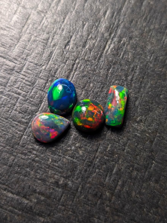 Lot opale Éthiopienne 7,10 carats