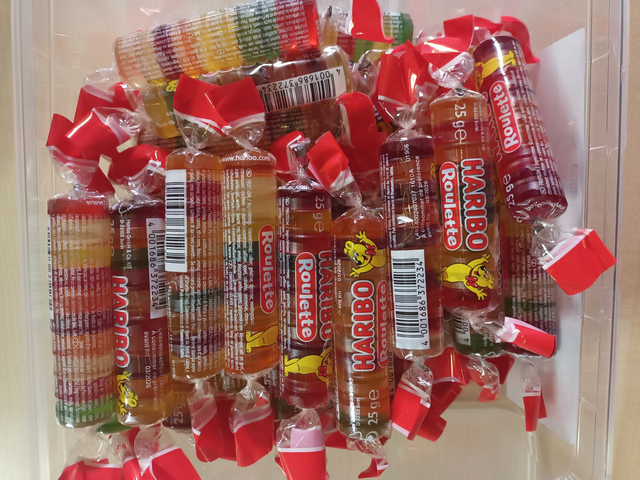 ROULETTES AUX FRUITS ( VENDU A L'UNITE )