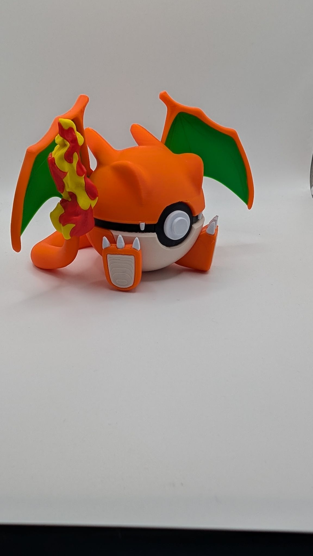 Charizard Pokeball