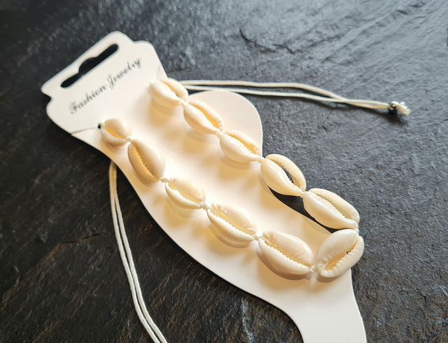 Bracelet de cheville réglable en coquillages 
