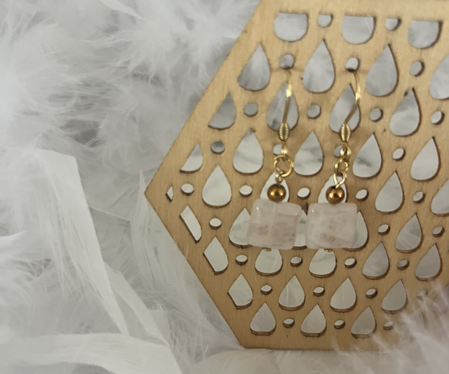 Boucles d’oreilles carrées quartz rose 