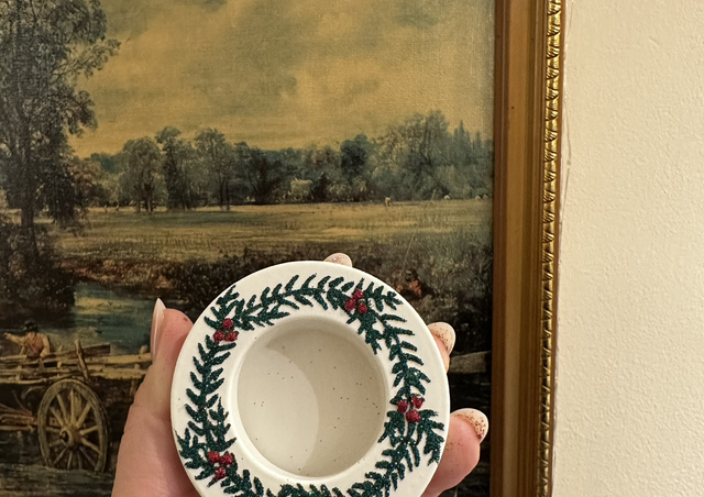 CHRISTMAS TEALIGHT HOLDER