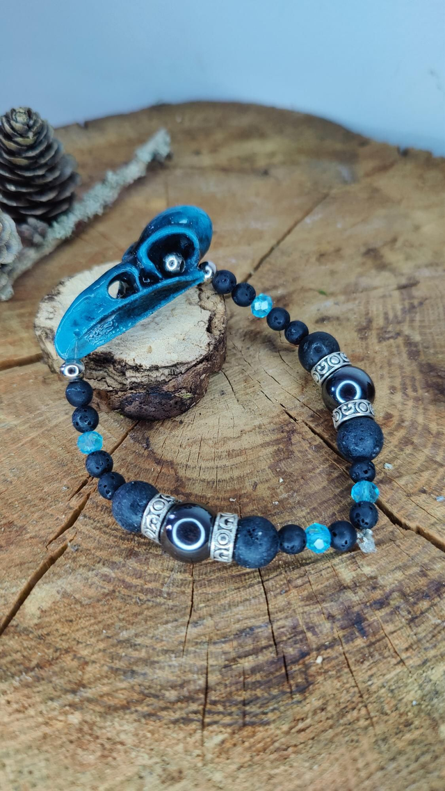 Bracelet homme tête de corbeaux et pierres naturelles de lave