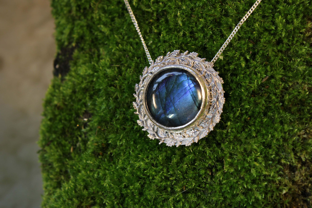 Royal labradorite wreath