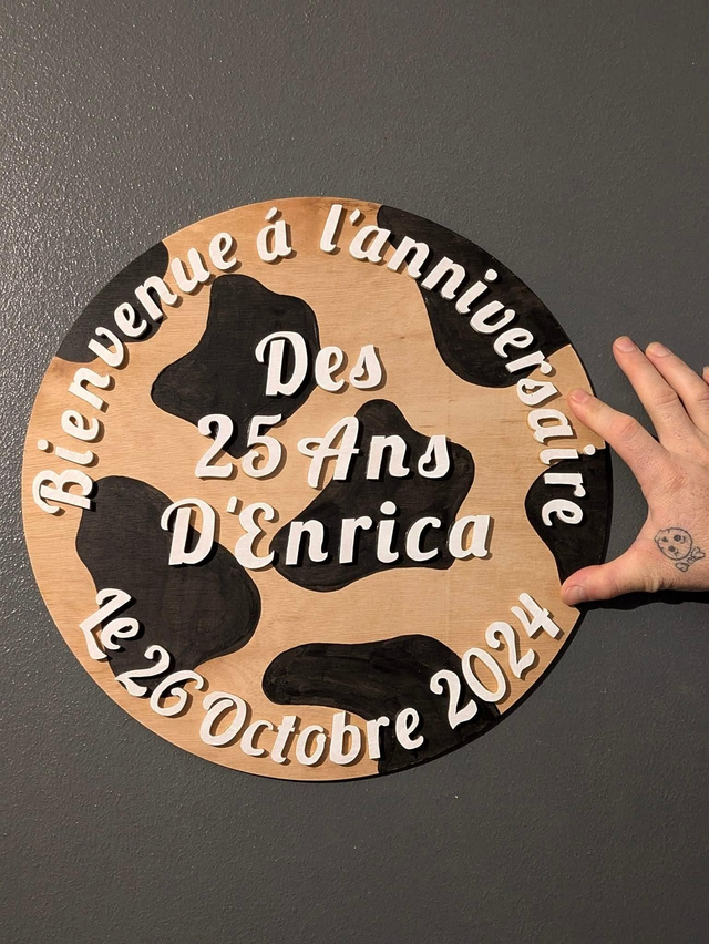 Pancarte anniversaire thème vache 40cm