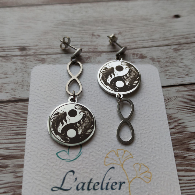 Boucles asymétrique &quot;Équilibre Infini&quot;