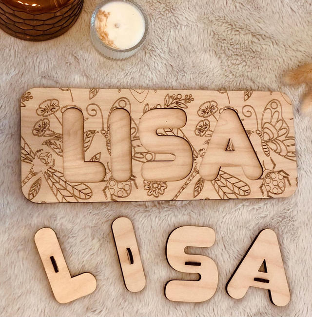 Puzzle Prénom en bois personnalisé - Thème fleurs et papillon