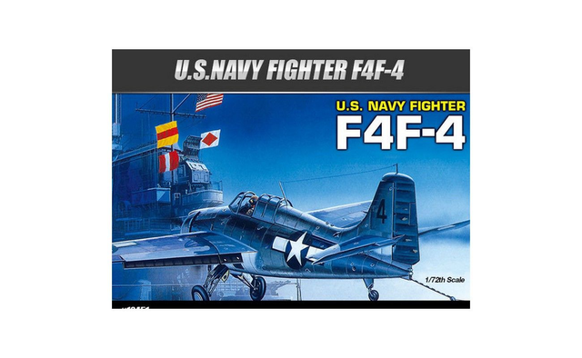 avion F4F-4 académy 12451 1/72