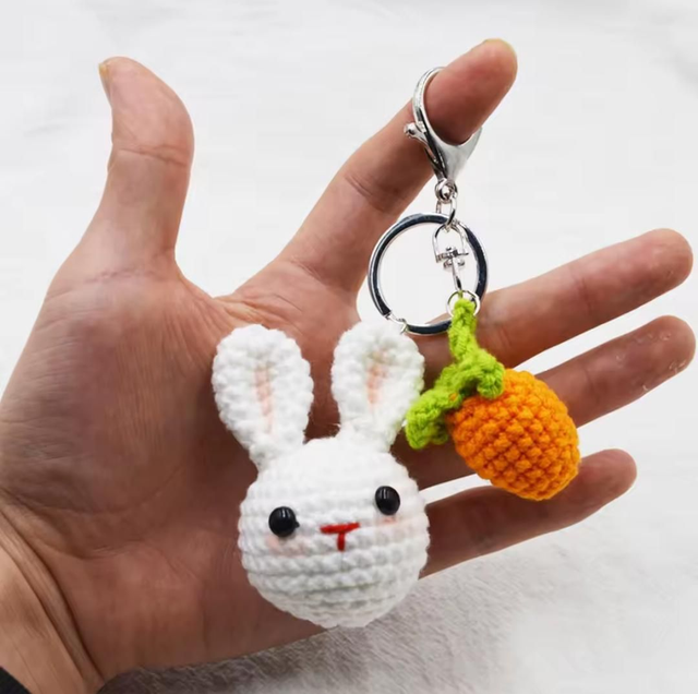 Conejo con zanahoria