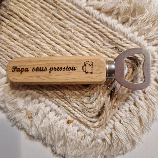 Décapsuleur bambou personnalisé