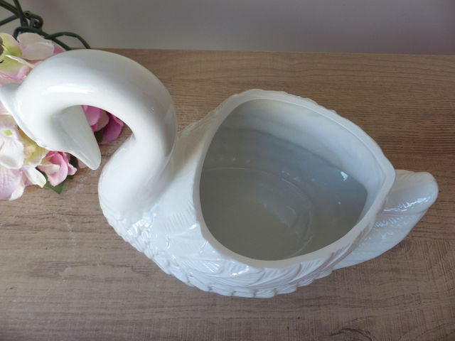 Grand Cache‑Pot Cygne en Céramique Blanche – Vide Poche Oiseau Style Épuré et Romantique