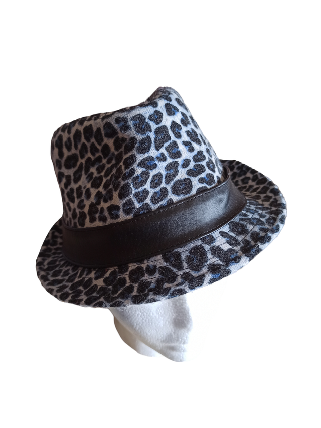 Chapeau léopard