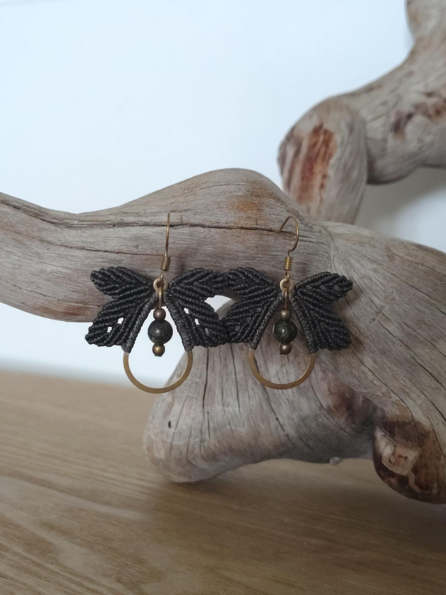Boucles d'oreilles feuilles en macramé