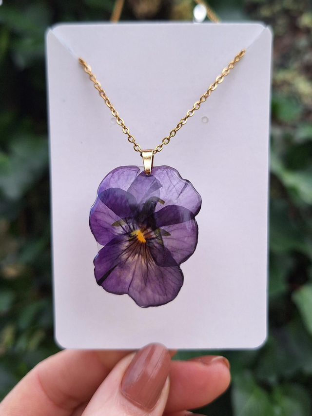 Collier petite Pensée • Viola cornuta • doré
