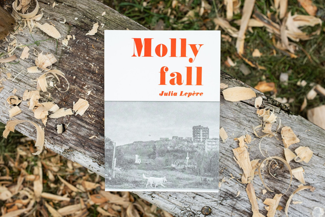 Julia Lepère, Molly Fall