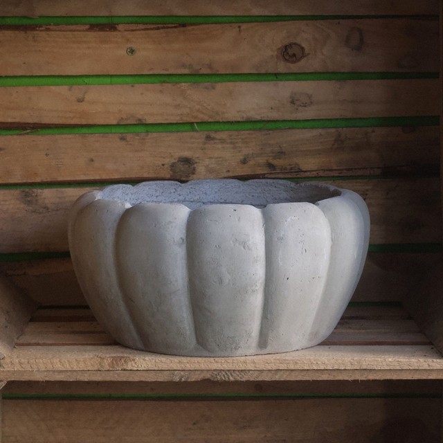 Raw Concrete Round Planter
