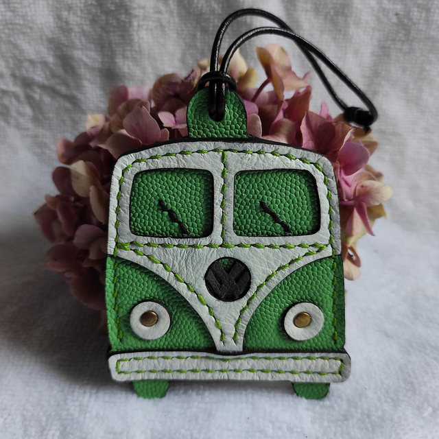 Van en cuir à suspendre 