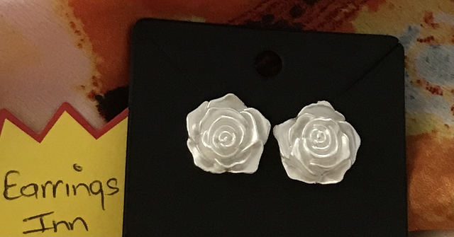 Children-Adult Studs -White- CASEW-2