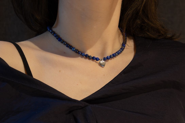 Collier ras de cou LAPIS LAZULI et pendentif coeur - &quot;Cœur d&#039;Azur&quot;