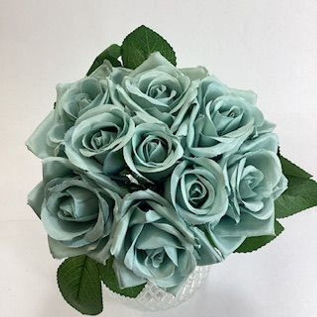 Medium Tea Rose x 9 (Bundle 6 Open/3 Buds) Baby Blue/Grey