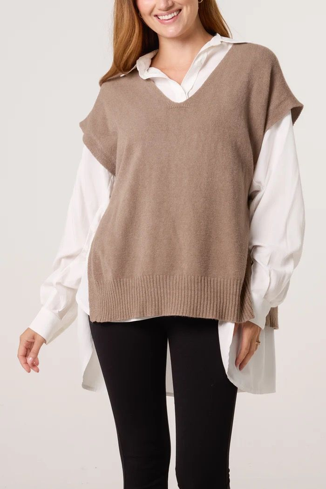 Knitted V-Neck Vest - Mocha