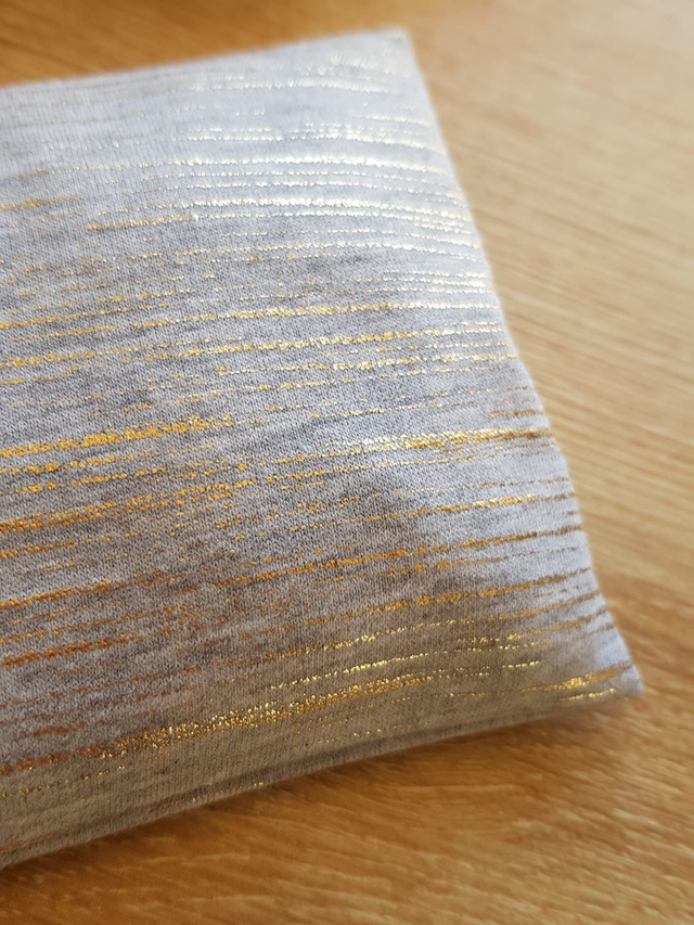 26 - Coussin pour les yeux - Gris et doré