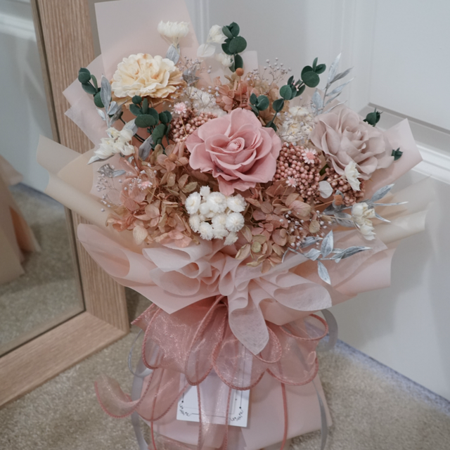 Standard Preserved Flowers Bouquet (Pink)