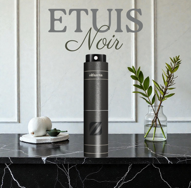 2.Étui à parfum de poche - Timeless