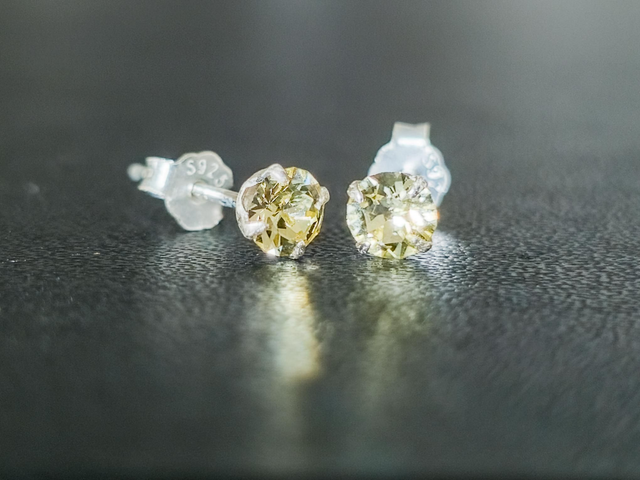 Boucles d&#039;oreilles, cristal 4mm champagne 