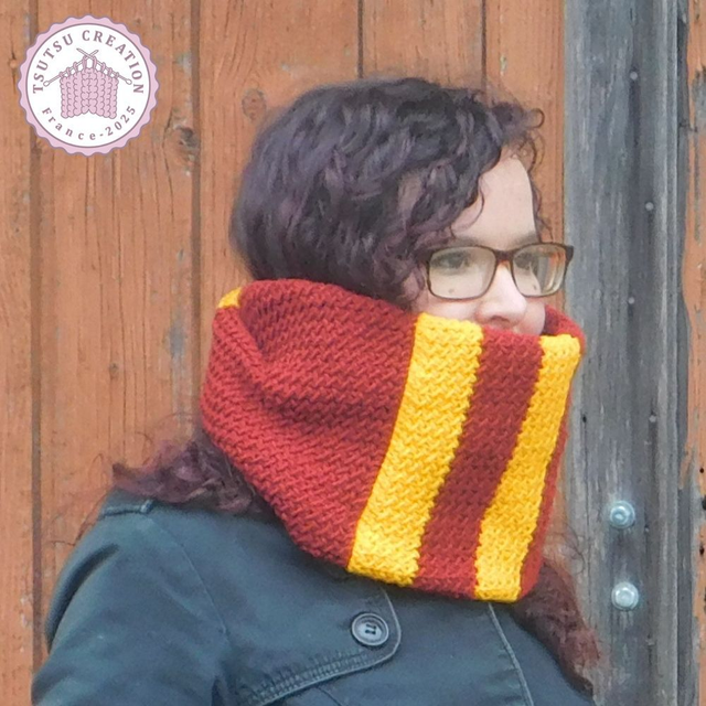 Tour de cou Rouge et Doré