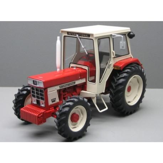 Tracteur IH 844 - Replicagri REP 071

