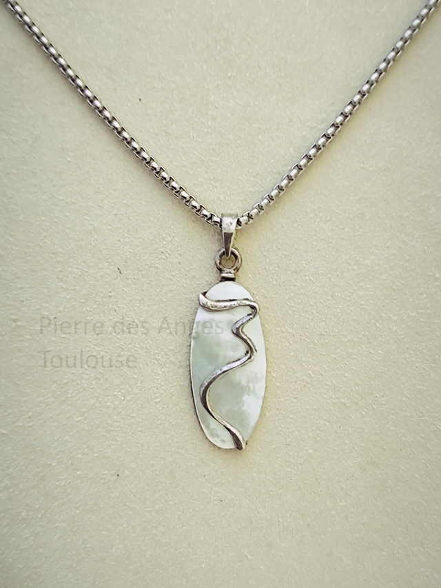 Pendentif Nacre Blanche
