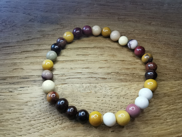 Mookaite 6mm 16cm Confiance en soi - Ancrage