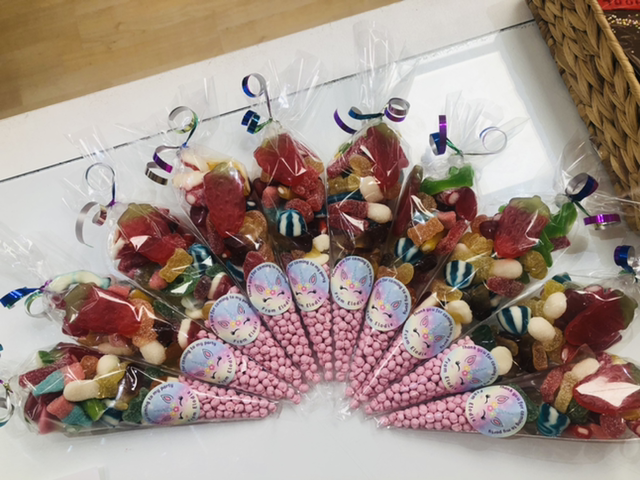 Unicorn 🦄 sweet cones