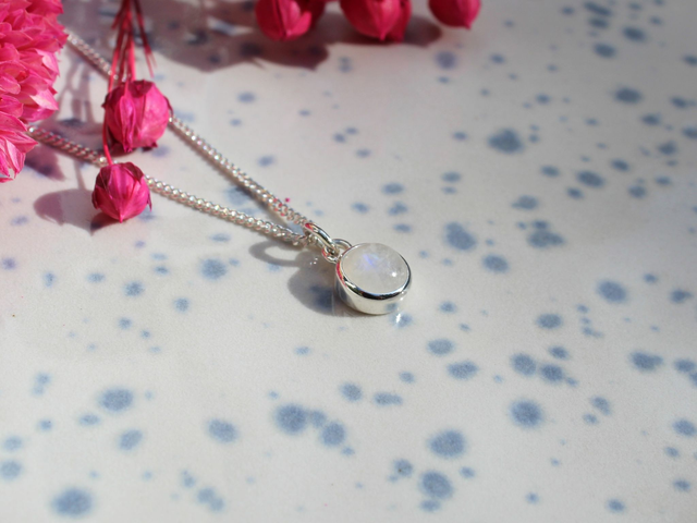 Anhänger Mondstein 4