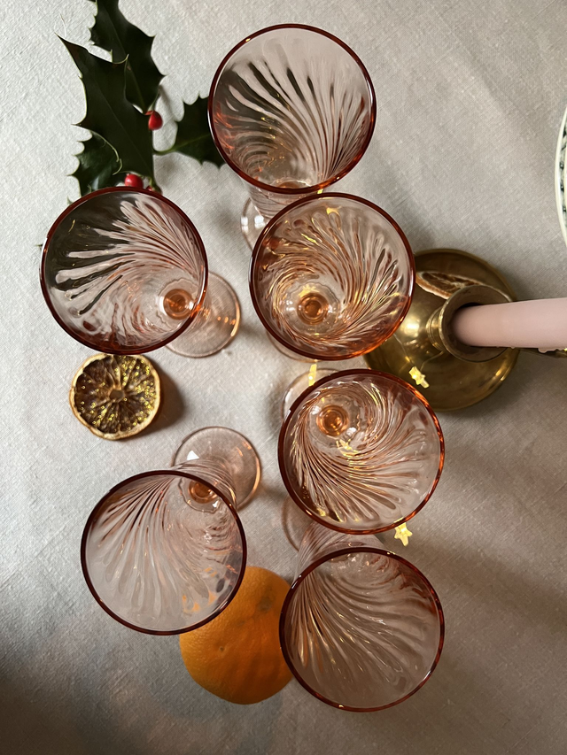 ROSALINE - Ensemble de 6 flûtes à champagne en verre rose Luminarc