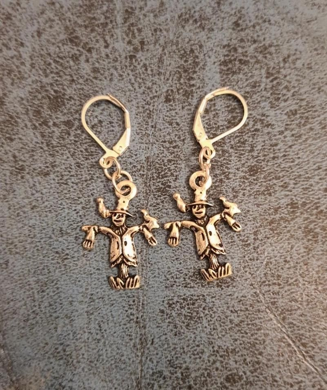 Earrings Silver Scarecrow Birds Lever Backs