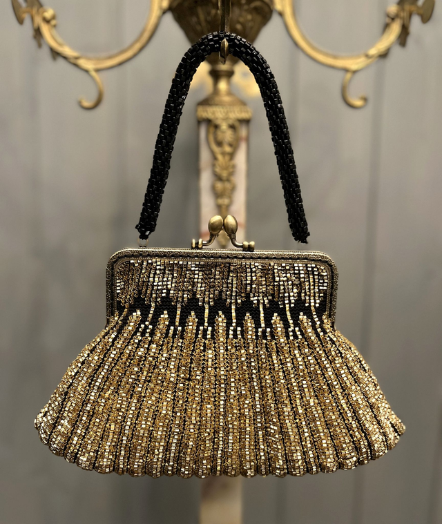 Bead knitted gold/black purse