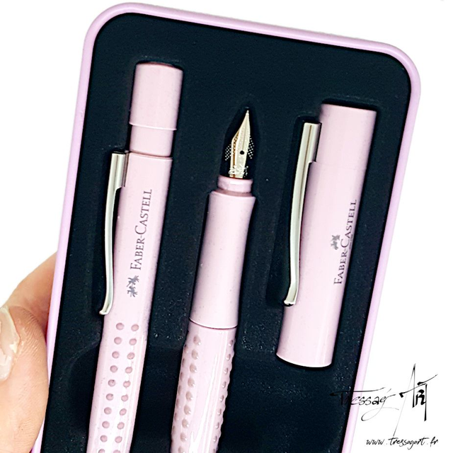 FABER CASTELL - COFFRET STYLO PLUME ET BILLE ROSE - FB071