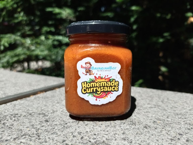 Our signature Homemade currysauce