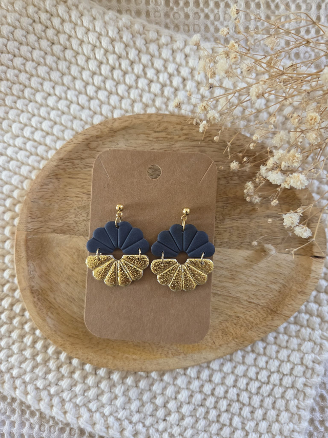 Boucles d&#039;oreilles Alma coloris bleu nuit
