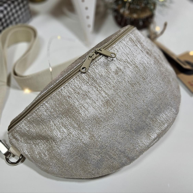 CHAMPAGNE SWEET övtáska